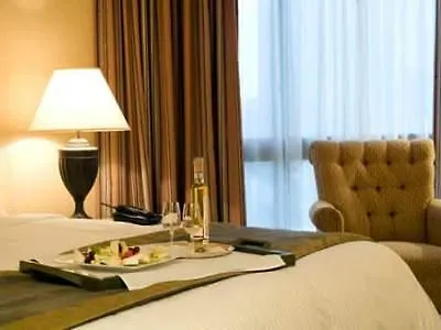 Delta Centre-Ville Montreal Hotel